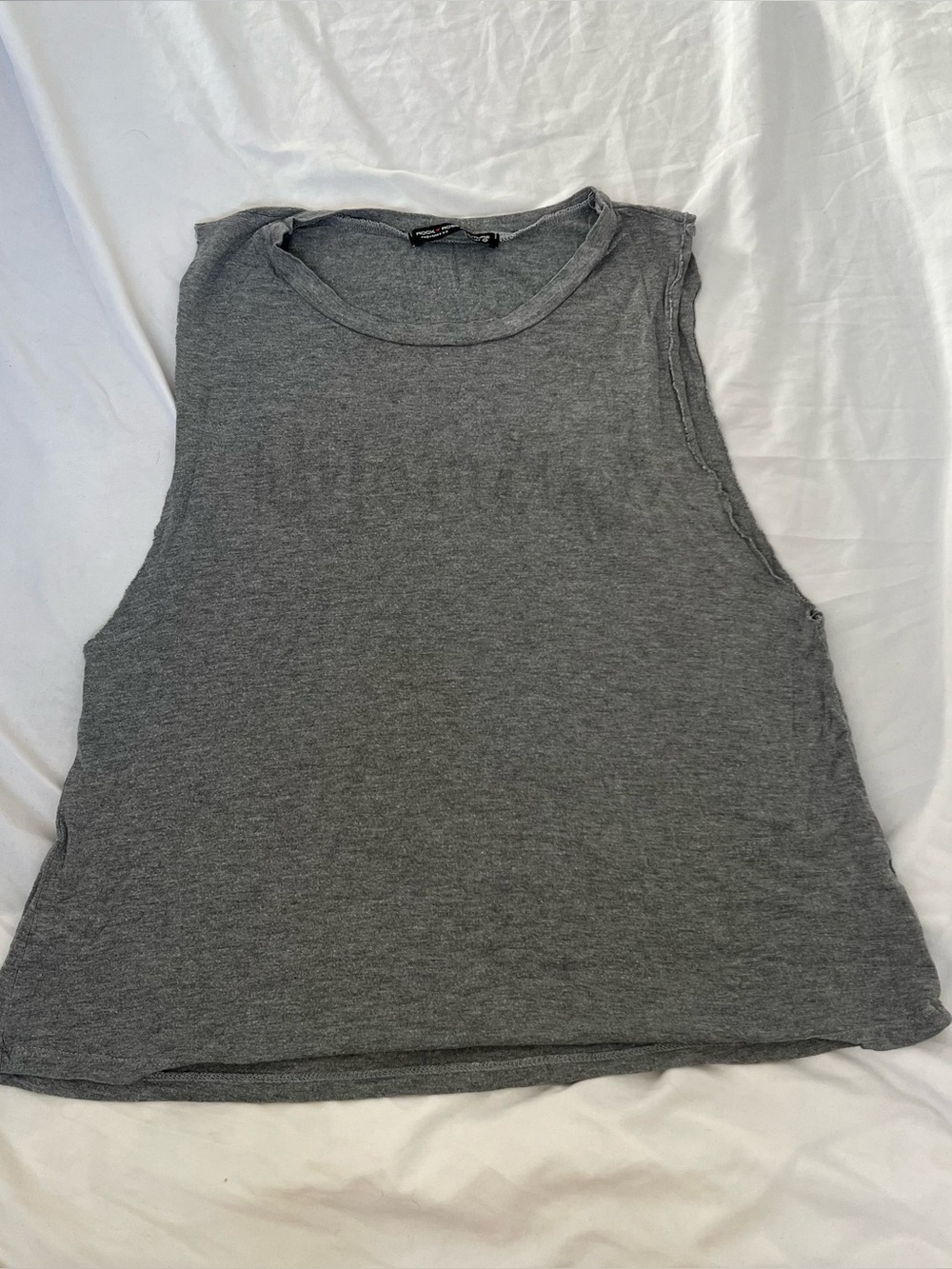 Sleeveless Gray Muscle Tank Top — Lightweight Everyday Layer